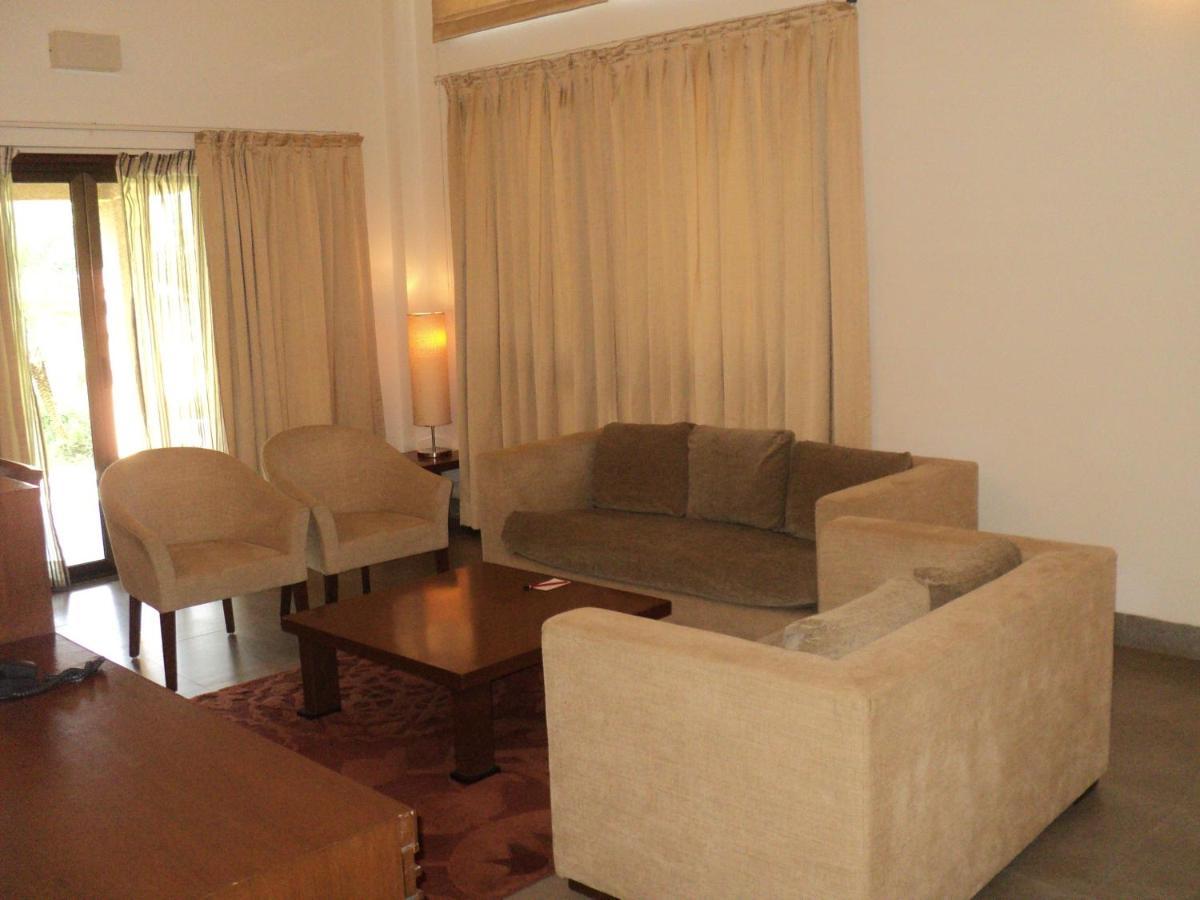 Fountainhead Hotell Alībāg Eksteriør bilde